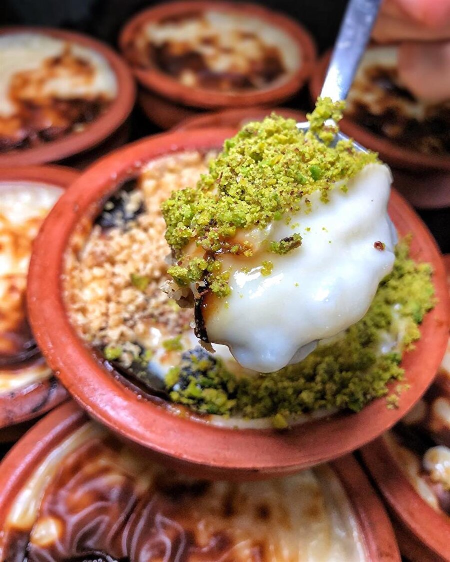 Hafif tatlıların en çok tercih edileni, Fırında Sütlaç​