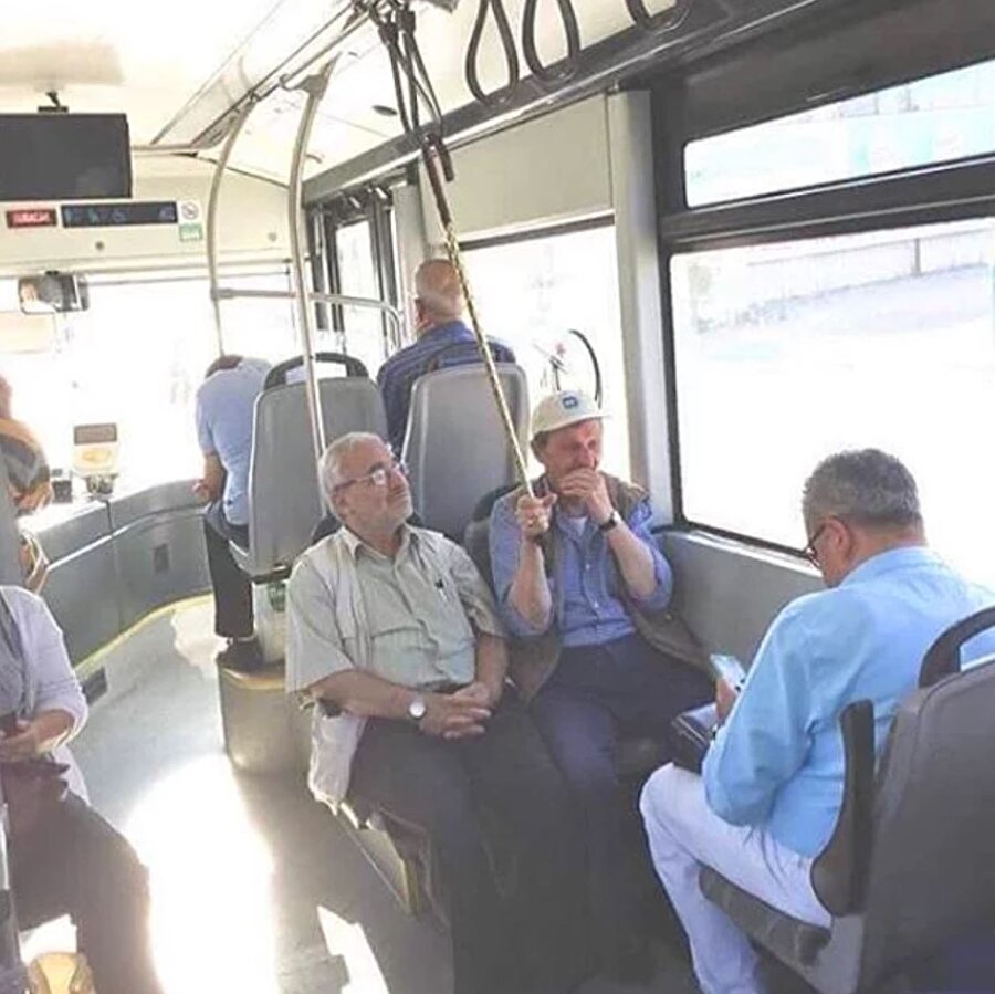 Elinde olan tüm imkanları kullanarak kendini güvence altına alan amcamız