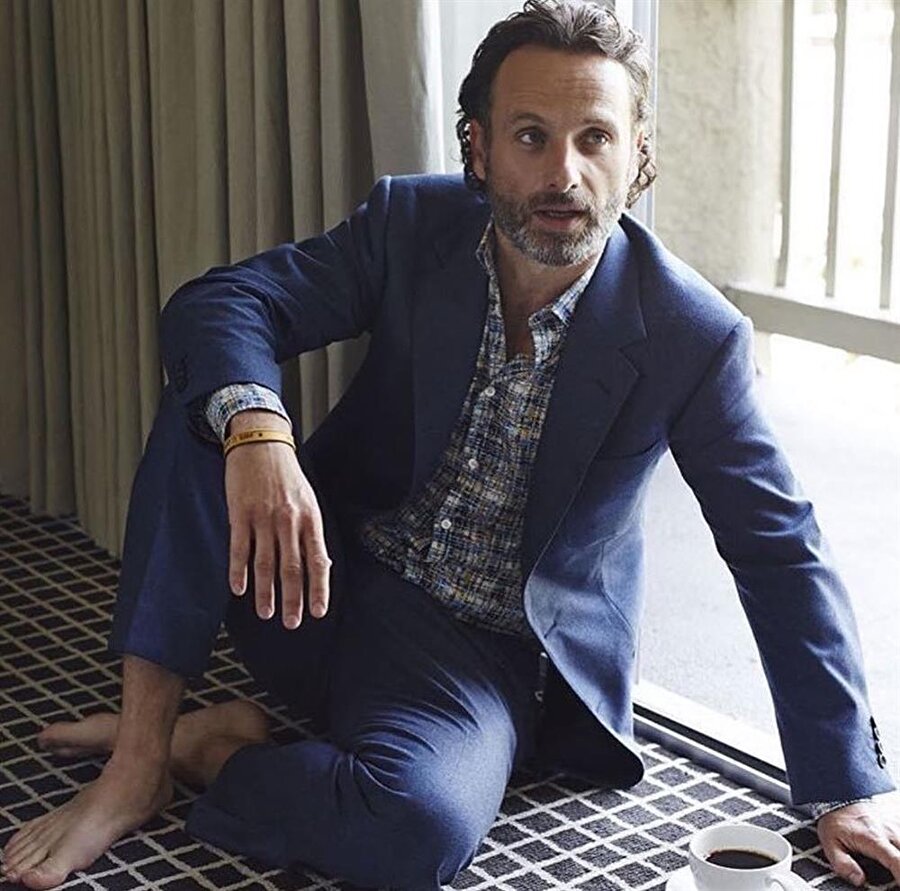 Bacanak senin zombi tüplü müydü?