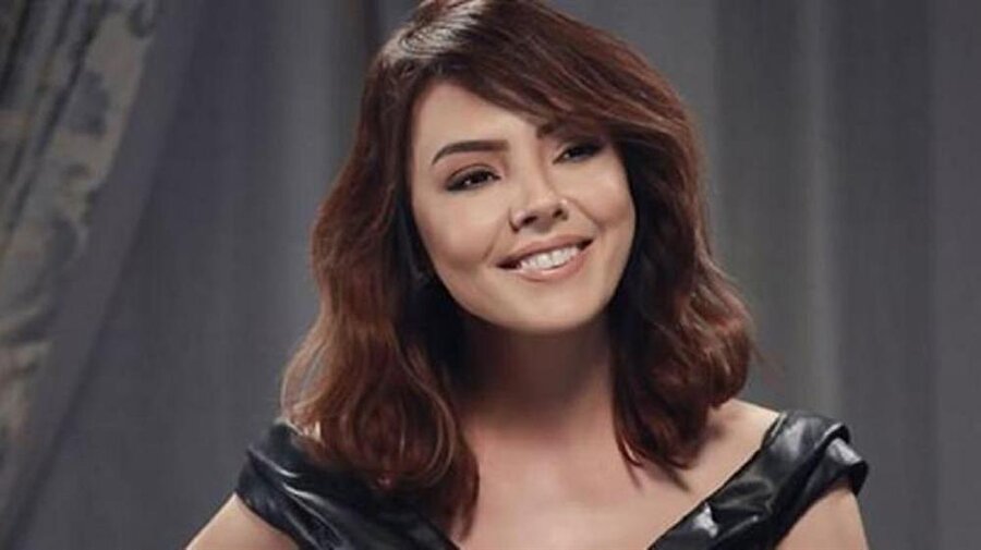 Ebru Gündeş