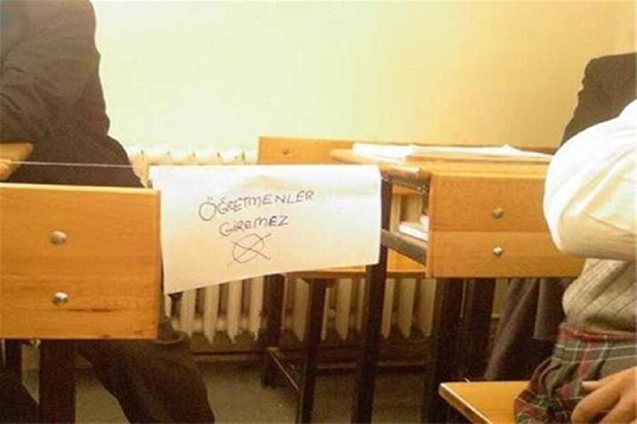 Öğrenim aşkıyla dolu gençler