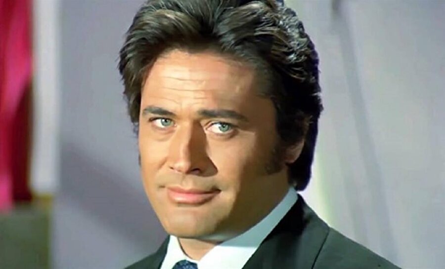 Cüneyt Arkın