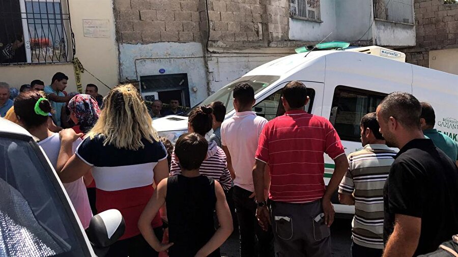 16 yaşındaki Gizem, tabancayla intihar etti.