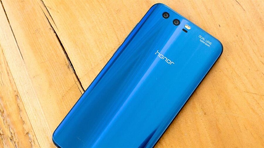 Honor 8X sonunda kendini gösterdi