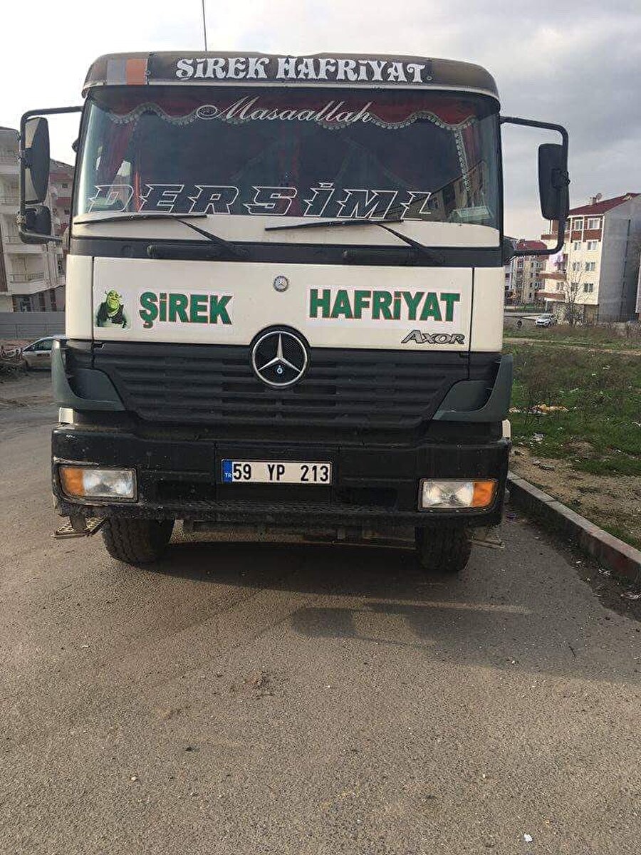 Zamanla kendi kalesini dikecek herhalde