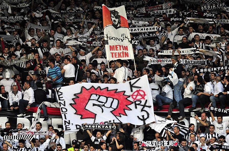 Beşiktaş, Erzurumspor maçındaki çirkin ve kötü tezahürat sebebiyle PFDK'ya sevk edildi.