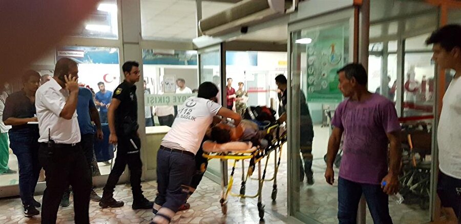 Jandarma ve polis olayla ilgili geniş çaplı inceleme başlattı.