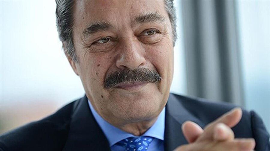 Kadir İnanır