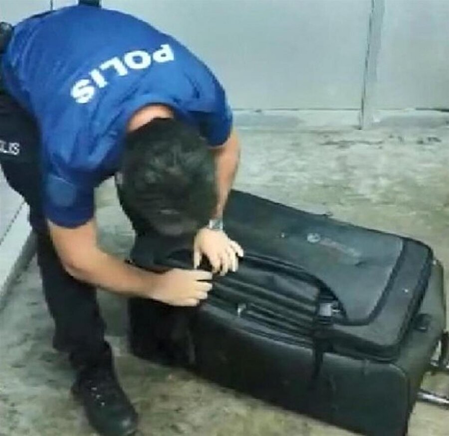 Polis Gürcistan sınırında şüphelendiği valizi aradı