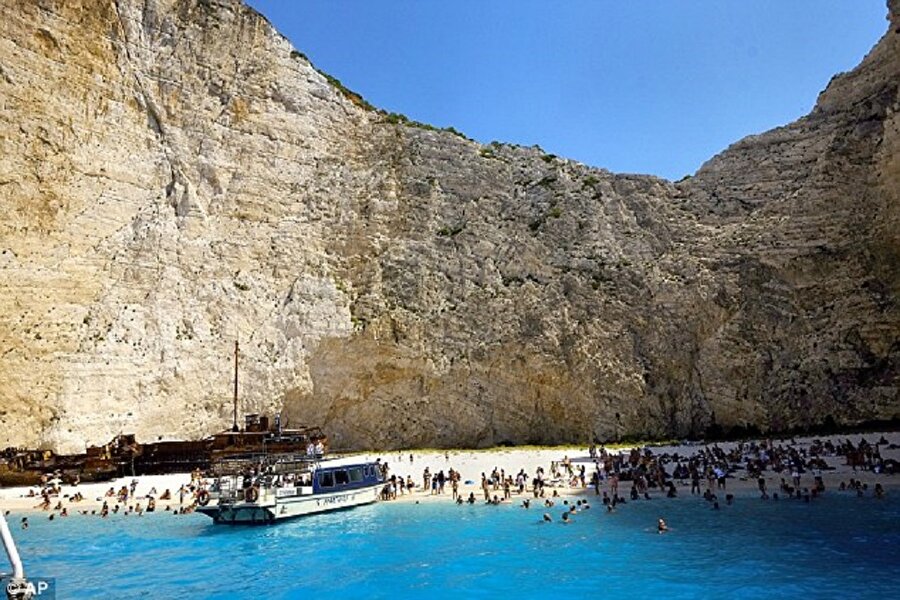 Navagio plajı
