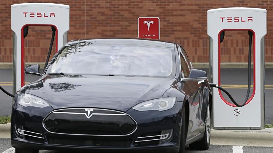 Tesla’nın iptal kararı: Ücretsiz şarj uygulaması sona erdirildi!