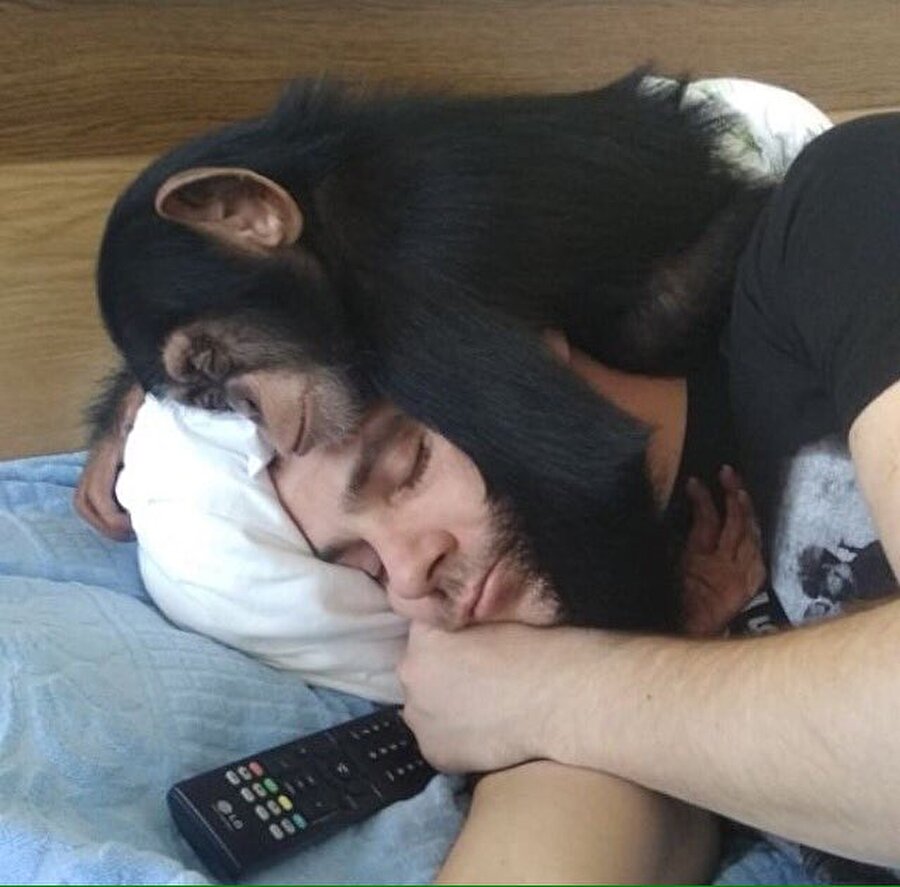 Tv karşısında uyuya kalmışız