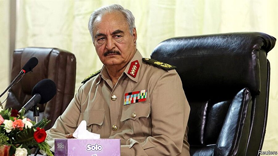 General Halife Hafter, Libya'nın en güçlü adamı konumunda.