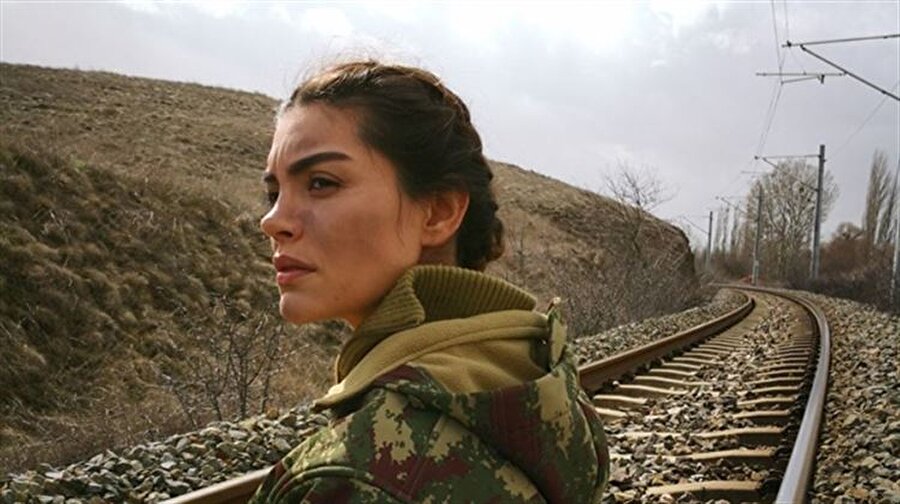 Çiğdem Teğmen - Savaşçı / % 12

                                    Listenin tek kadın karakteri olan Çiğdem Teğmen, aldığı % 12'lik oy oranıyla listede dördüncü sırada yer aldı.
                                