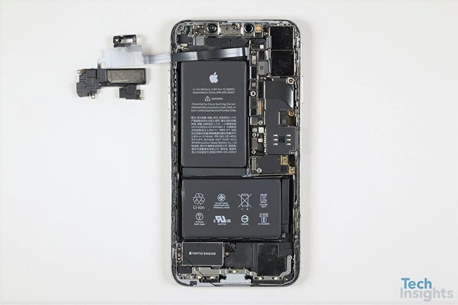 Сборка айфона 11. Внутренности iphone 11 Pro Max. Модуль NFC iphone XS. Iphone XS Max внутренности. Iphone XS Max внутри.