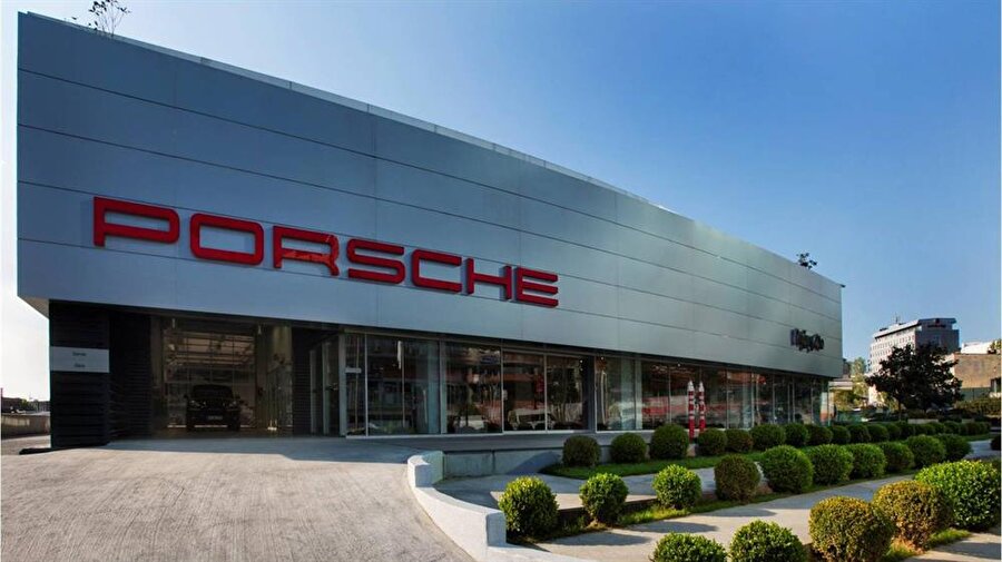 Porsche, üretim tesisi ve en büyük satış ofisini 2016’da birleştirme kararı almıştı. Porsche’nin özel tasarım kampusu şirketin beyni olarak tanımlanıyor.