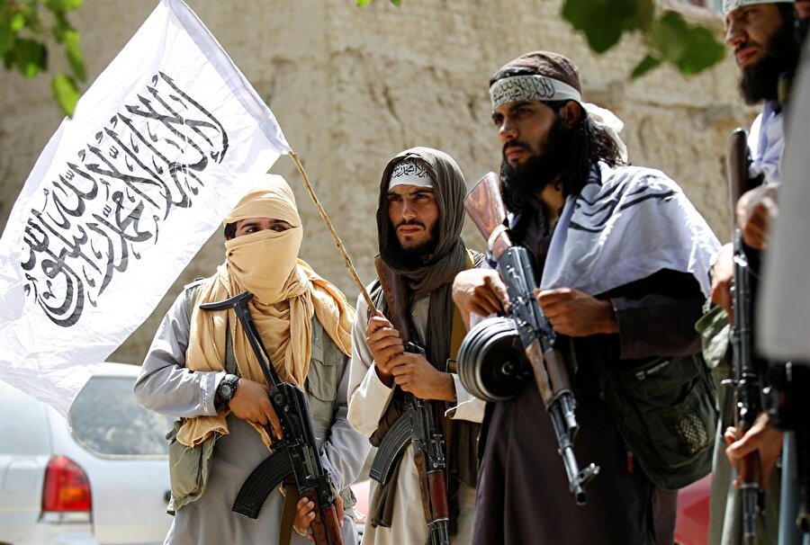 Taliban ile Afganistan hükûmeti arasında son olarak kurban bayramında geçici bir ateşkes sağlanmıştı.
