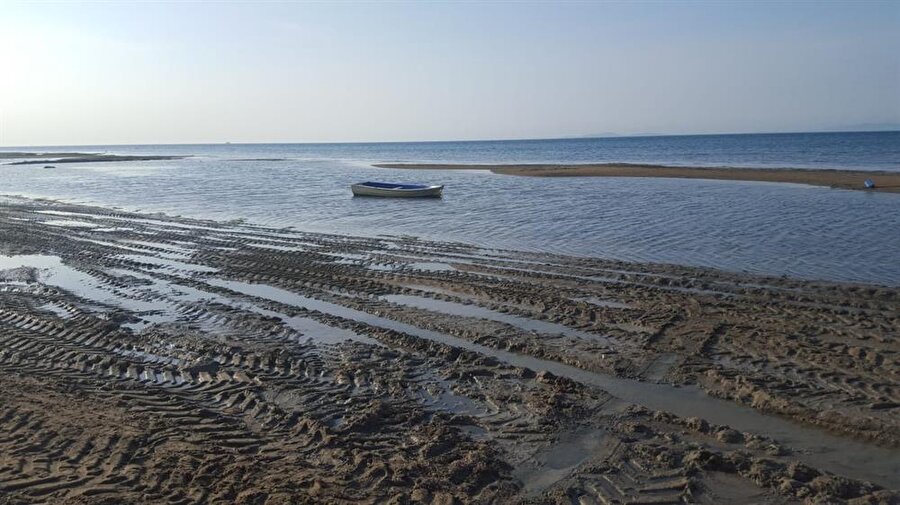 Yalova'da denizin 25 metre çekilmesiyle ilgili bir kurumdan daha açıklama geldi.