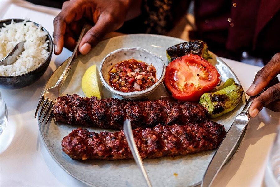 Kebap sevenler olarak herkesten bir adım öndeyiz
