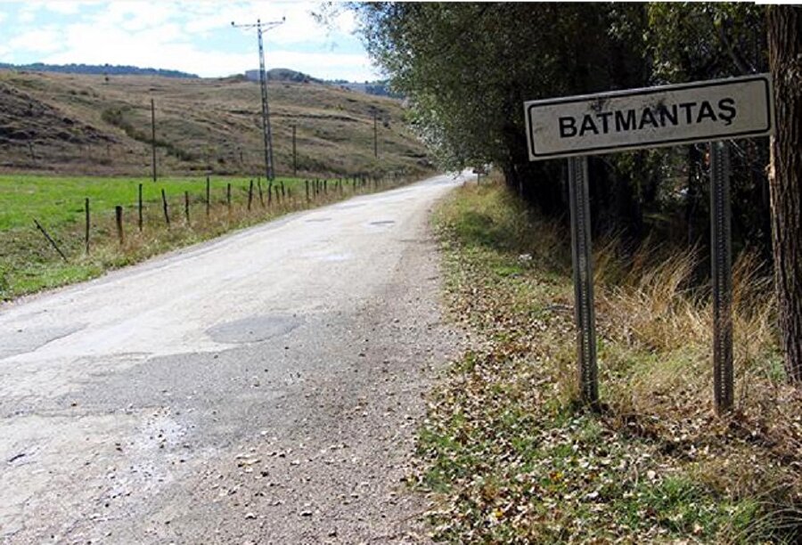 Batmantaş köyünde iddiaya göre metrelerce uzunlukta yılan görüldü.