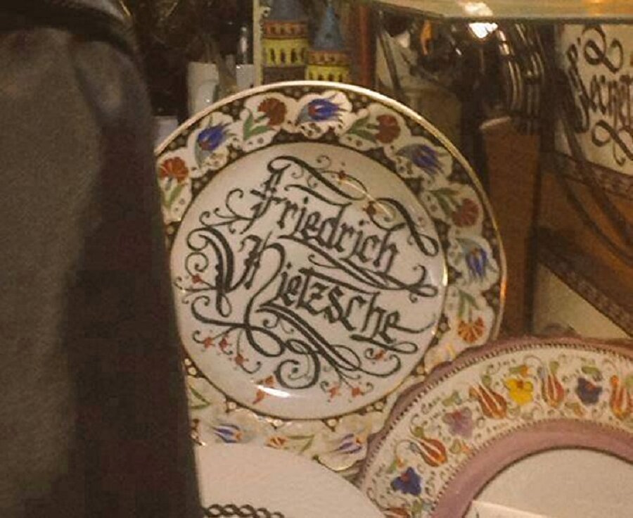 Nietszche ve Kütahya Porselen iş birliği