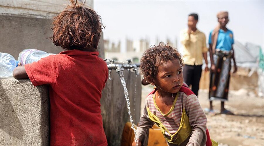Yemen'de yaşanılan sefâlet kontrol edilemez seviyelere varmak üzere.