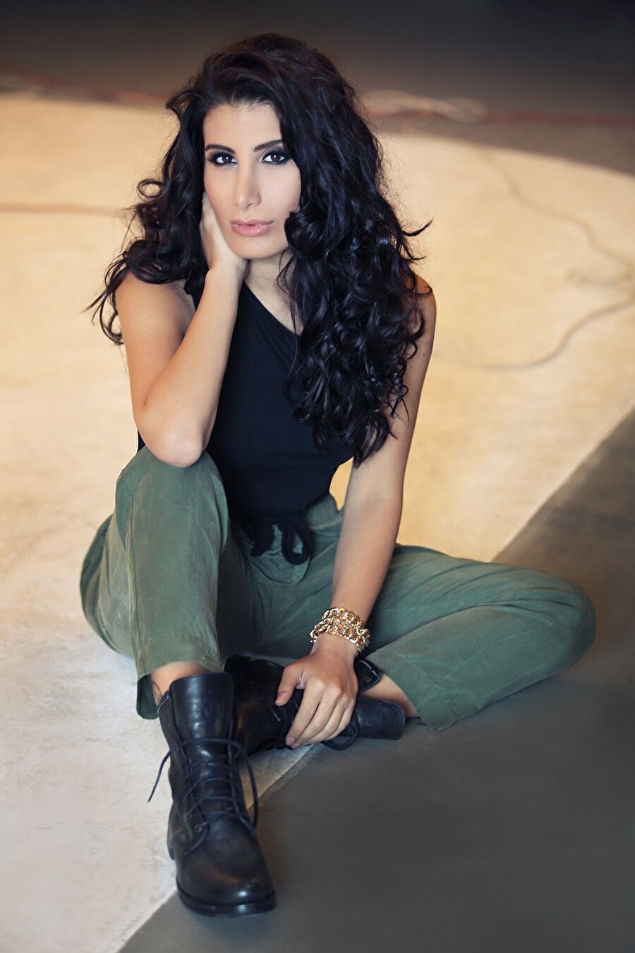 İrem Derici