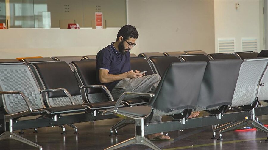 Terminal filmini anımsatan olayın sonu bu kez farklı bitti. Polis Suriyeli adamı tutukladı.