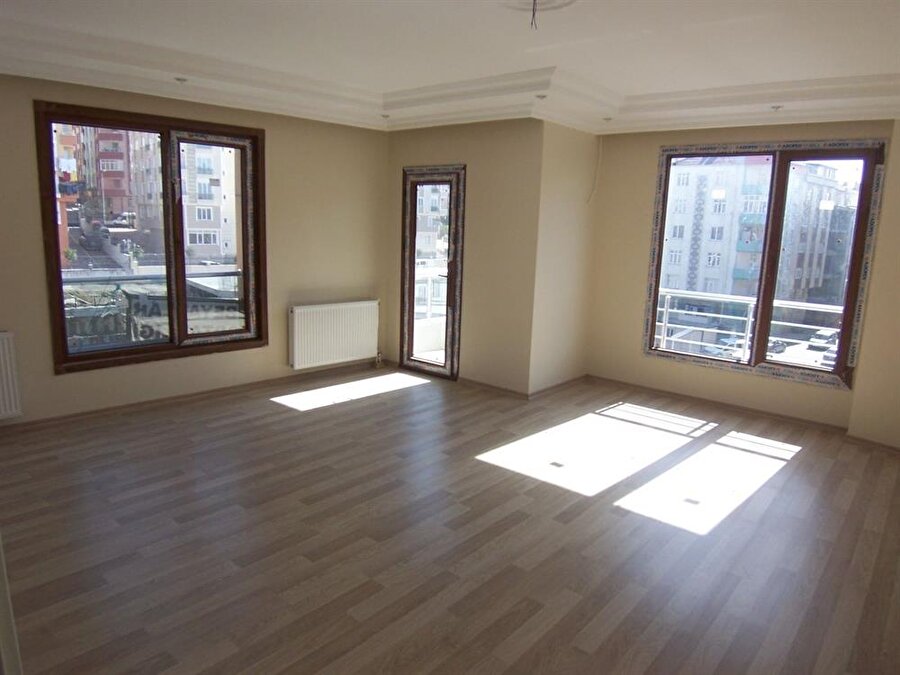 Mahallemize uygun değil diyerek başörtülü öğrenciye evi kiralamadılar.