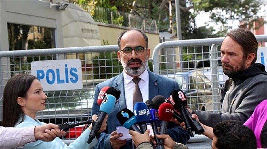 Türk Arap Medya Derneği Başkanı Turan Kışlakçı Suudi Arabistan Konsolosluğu önünde basın açıklaması gerçekleştirdi.