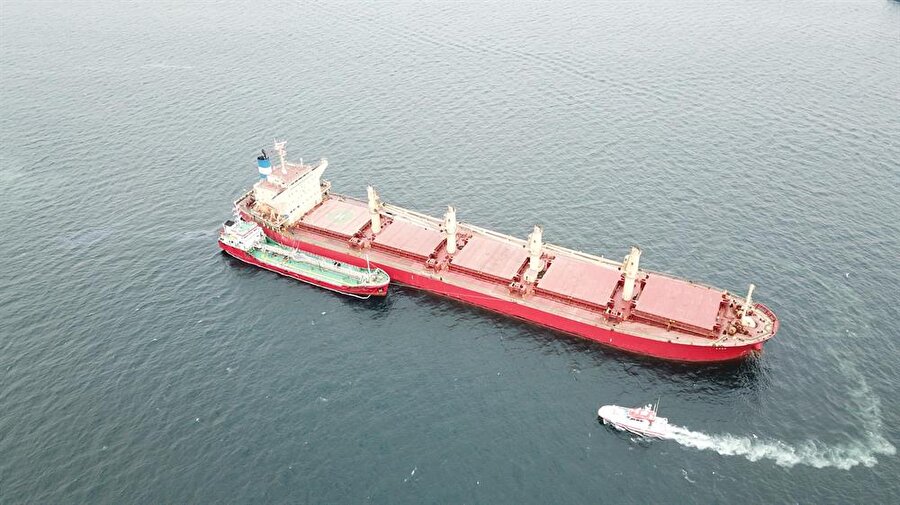 130 metre uzunluğundaki TK Roterdam ve 165 metre uzunluğundaki Bosphorus King adlı gemiler sürtüştü.