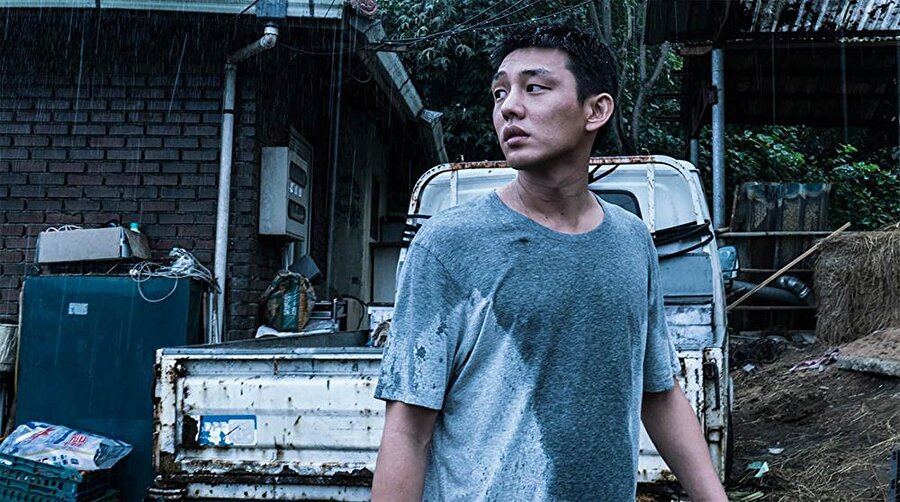 Güney Kore - Burning 🇰🇷

                                    Güney Kore'nin kült yazarlarından birisi olan Haruki Murakami'nin öyküsünden sinemaya uyarlanan ve Cannes'da FIPRESCI ödülünü kazanan Burning, gösterime girecek ve Oscar için yarışacak olan bir diğer film.
                                