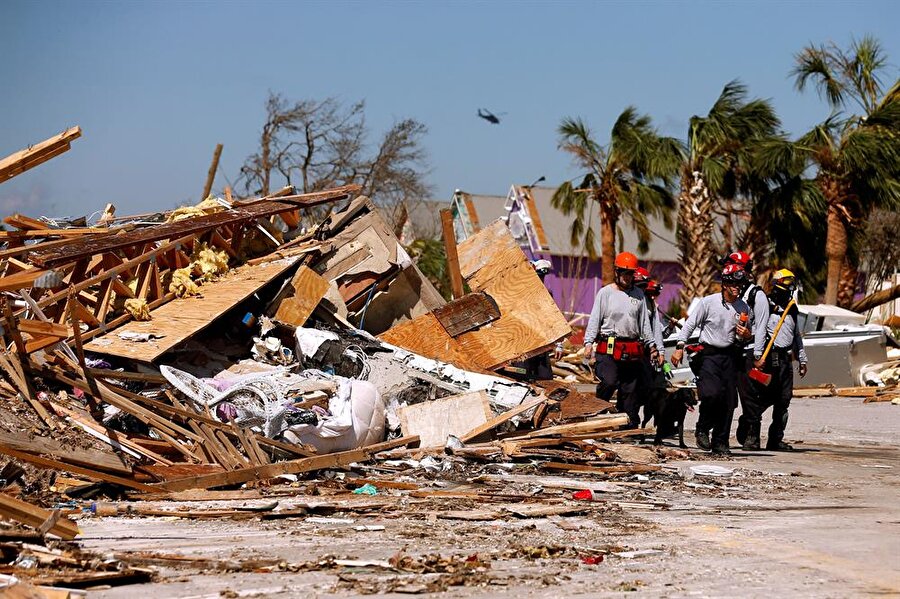 Panhandle kıyılarında aralarında Mexico Beach ve Panama City’nin de olduğu bölgelerde geriye enkaz kaldı.
