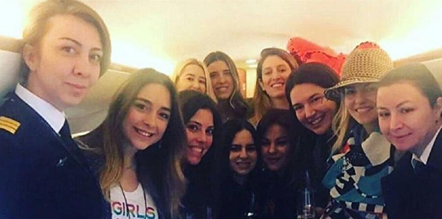 İran'da düşen jetin yolcuları