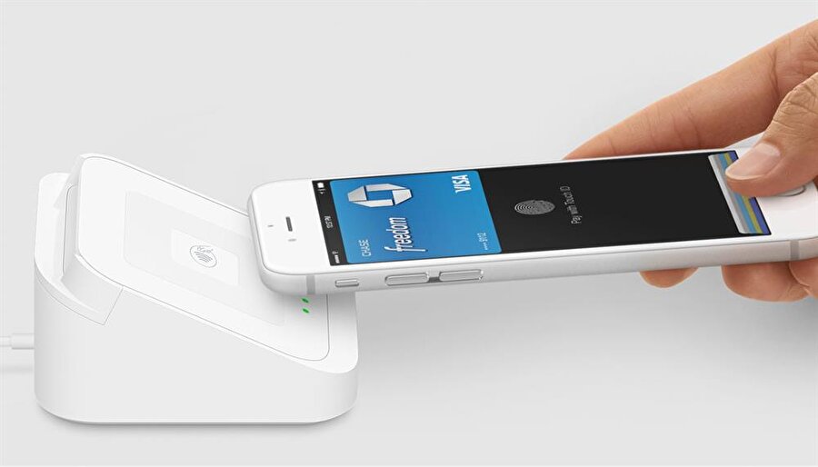 NFC kablosuz bağlantı teknolojisi, yakın saha iletişimi için özellikle akıllı telefonlarda sıkça karşımıza çıkıyor. Mobil cihazların kısa mesafede hızlıca iletişim kurmasını sağlayan bu sistem, Apple Pay ve Google Cüzdan gibi ödeme sistemleri için de kullanılıyor. 

                                    
                                    
                                
                                