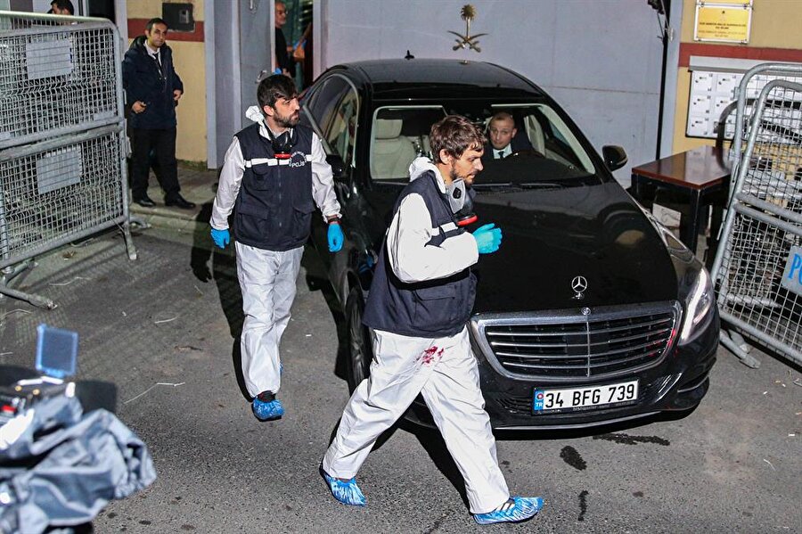 Türk yetkililer, Başkonsolosluk binasındaki çalışmalarını tamamlayarak bölgeden ayrıldı.