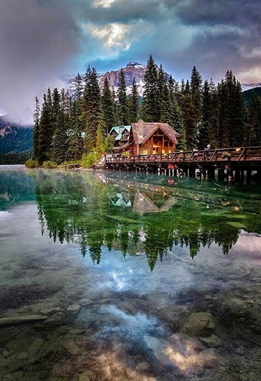 Emarald Gölü, Yoho Milli Park, Kanada

​