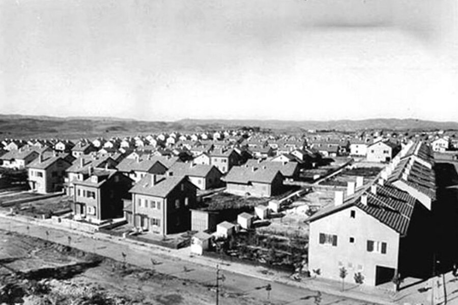 Levent. Şimdiki, gökdelenlerin olduğu yer. İstanbul 1950