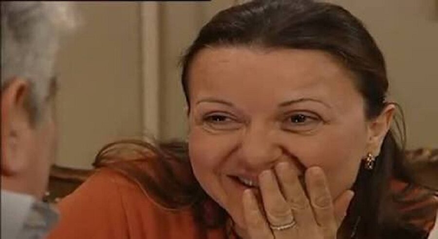 Nolucuğ bu çocuk Kahramaaağn, başımıza ressam mı olucuuuuğ