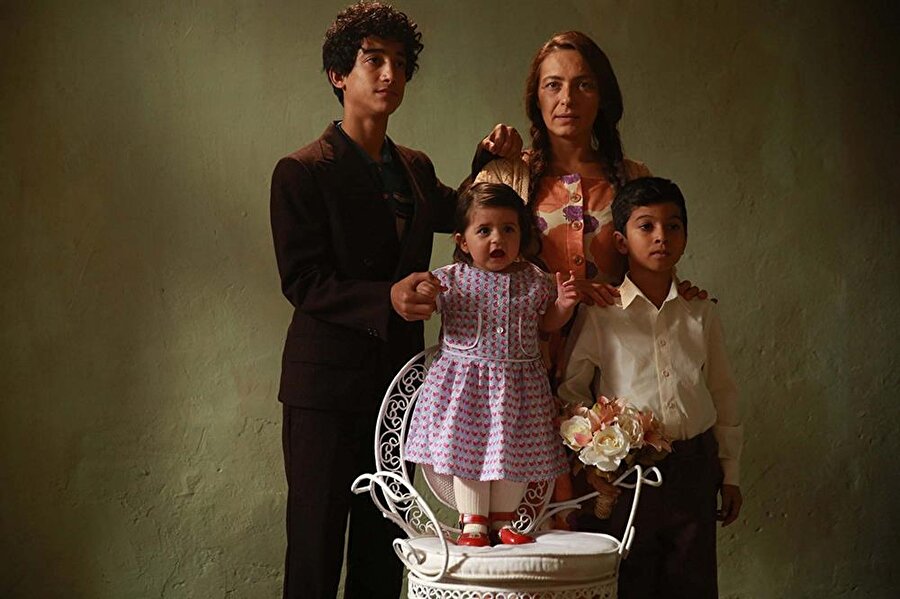 Müslüm Gürses'in yaşamını anlatan filmin hafta sonu elde ettiği hasılat, 8 milyon 683 bin lira oldu.