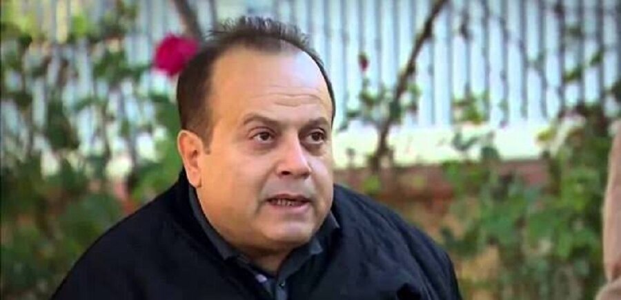 Zarp Bey size vereceğim habere faiz biniyi yalnız efenim az önce ödeseydiniz 200 biraz daha geciktirirseniz 300 lira efenim