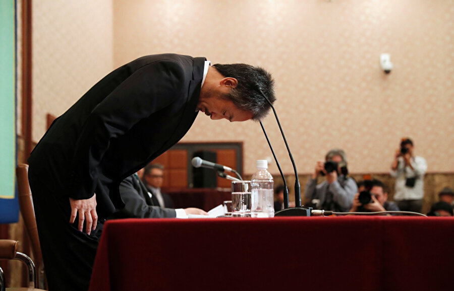 Japon gazeteci basın toplantısı düzenleyerek ülkesinden özür diledi.
