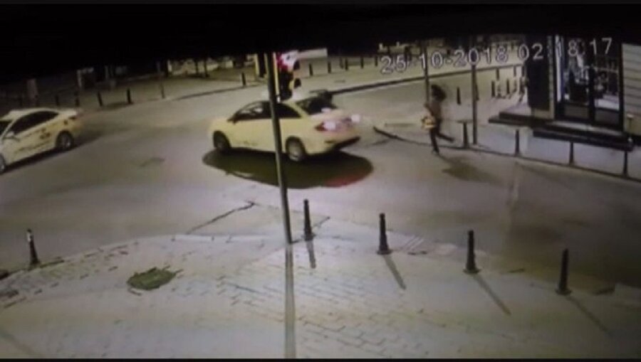 Olay anı güvenlik kamerasına yansıdı