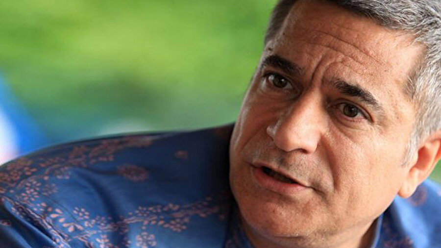 Doktor kardeşi Prof. Dr. Yeşim Erbil açıkladı
Mehmet Ali Erbil'in sağlık durumu hakkında son bilgileri doktor kardeşi Prof. Dr. Yeşim Erbil sosyal medyadan verdi. Doktor Erbil yayınladığı mesajda şu ifadeleri kullandı: "Hepinize çok teşekkür ederim. Dua ediyorsunuz durumu soruyorsunuz. Anlık değişim olmadığı için her gün yazmıyorum."