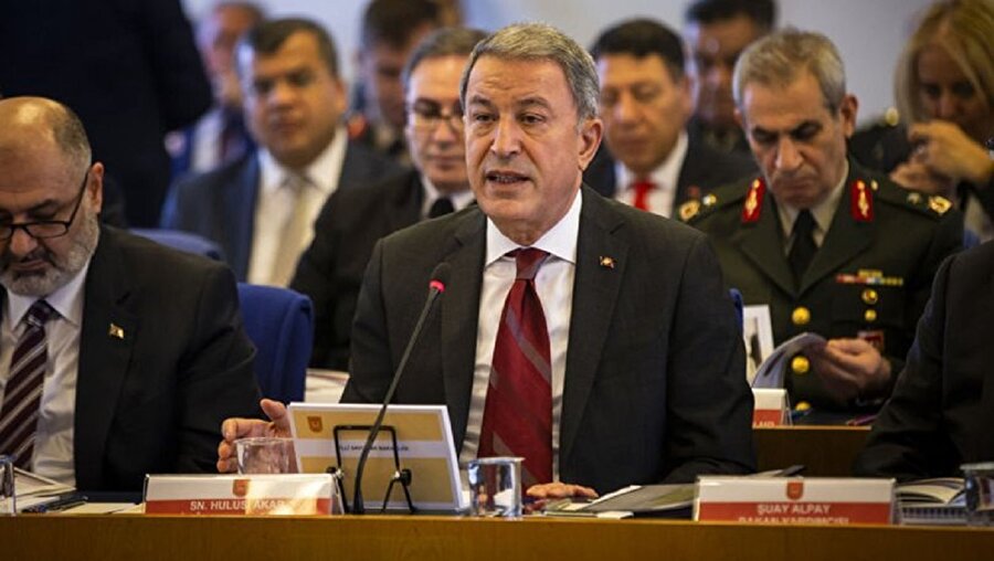 Hulusi Akar, Anadolu Ajansının gündeme dair sorularını yanıtladı.