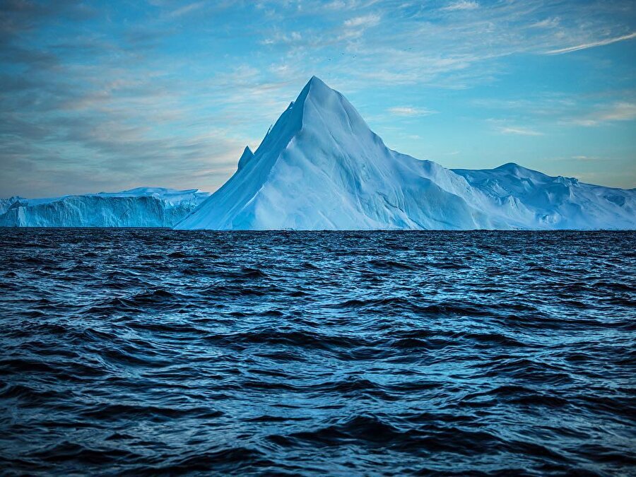 Bu buz dağının %90'ı deniz yüzeyinin altında