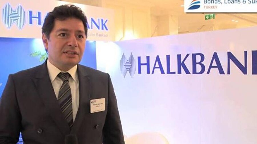 2. Halkbank davası
Trump ile son telefon görüşmesinde de gündeme gelen Halkbank’ın tutuklu Genel Müdür Yardımcısı Hakan Atilla konusu de bir kez daha ele alınacak. Erdoğan’ın bazı bilgi ve belgeleri Trump’a sunabileceği de kaydedildi.