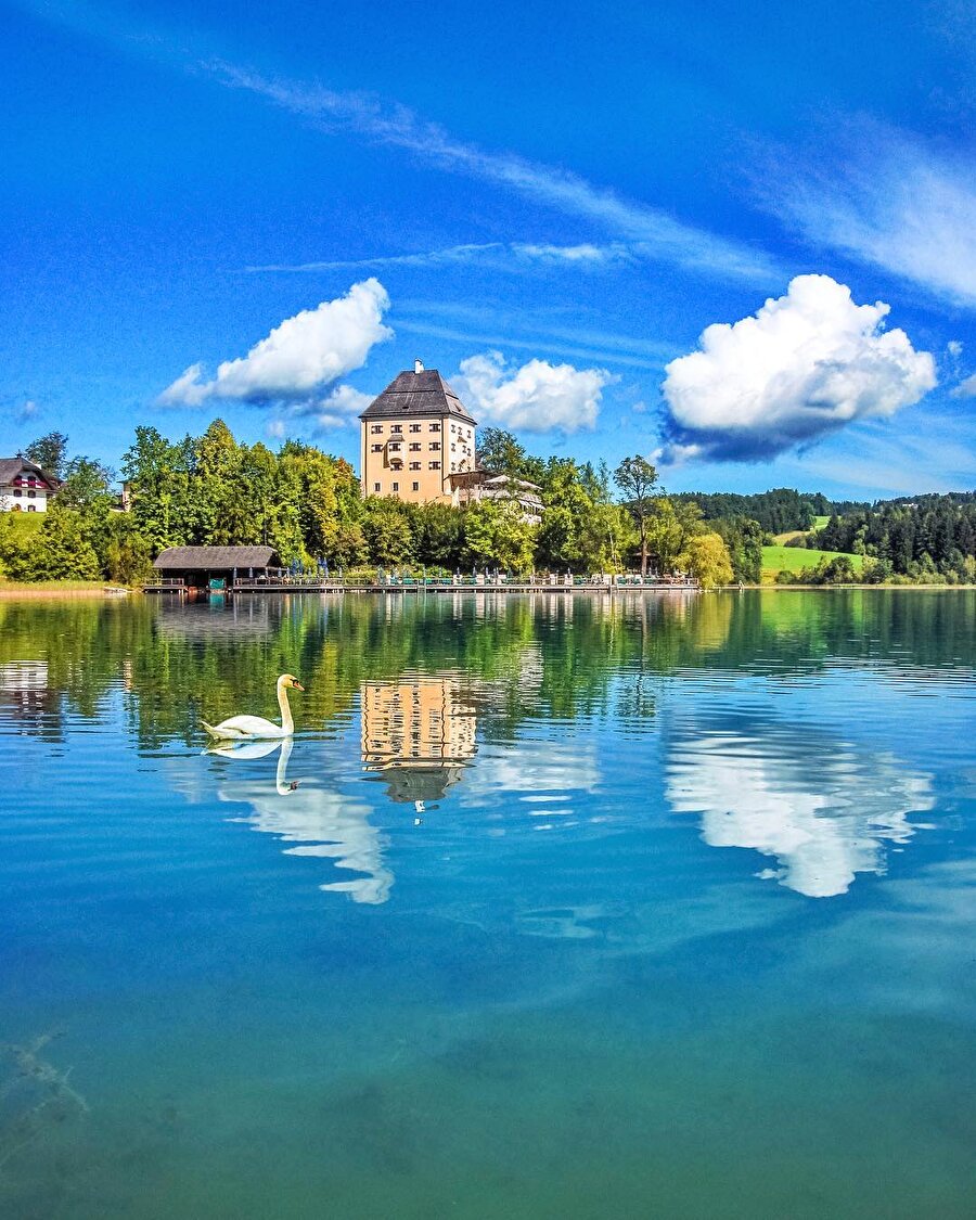 Salzburg yakınlarında muazzam bir tatil köyü