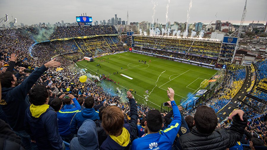 La Bombonera

                                    
                                    Kapasite: 49.000Ev Sahibi Takım: Boca Juniors
                                
                                