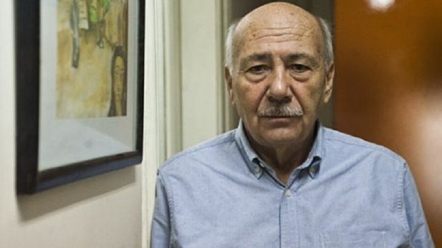 Gazeteci yazar Kürşat Bumin(71), tedavi gördüğü hastanede hayatını kaybetti.